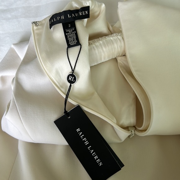 Beautiful Ralph Lauren Collection Dress - Picture 6 of 8